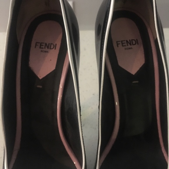 Fendi - Picture 5 of 7